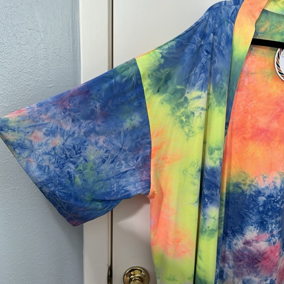 Sunshine & Rodeos bright tie-dye cover-up/Long cardigan NWT - Picture 2 of 12